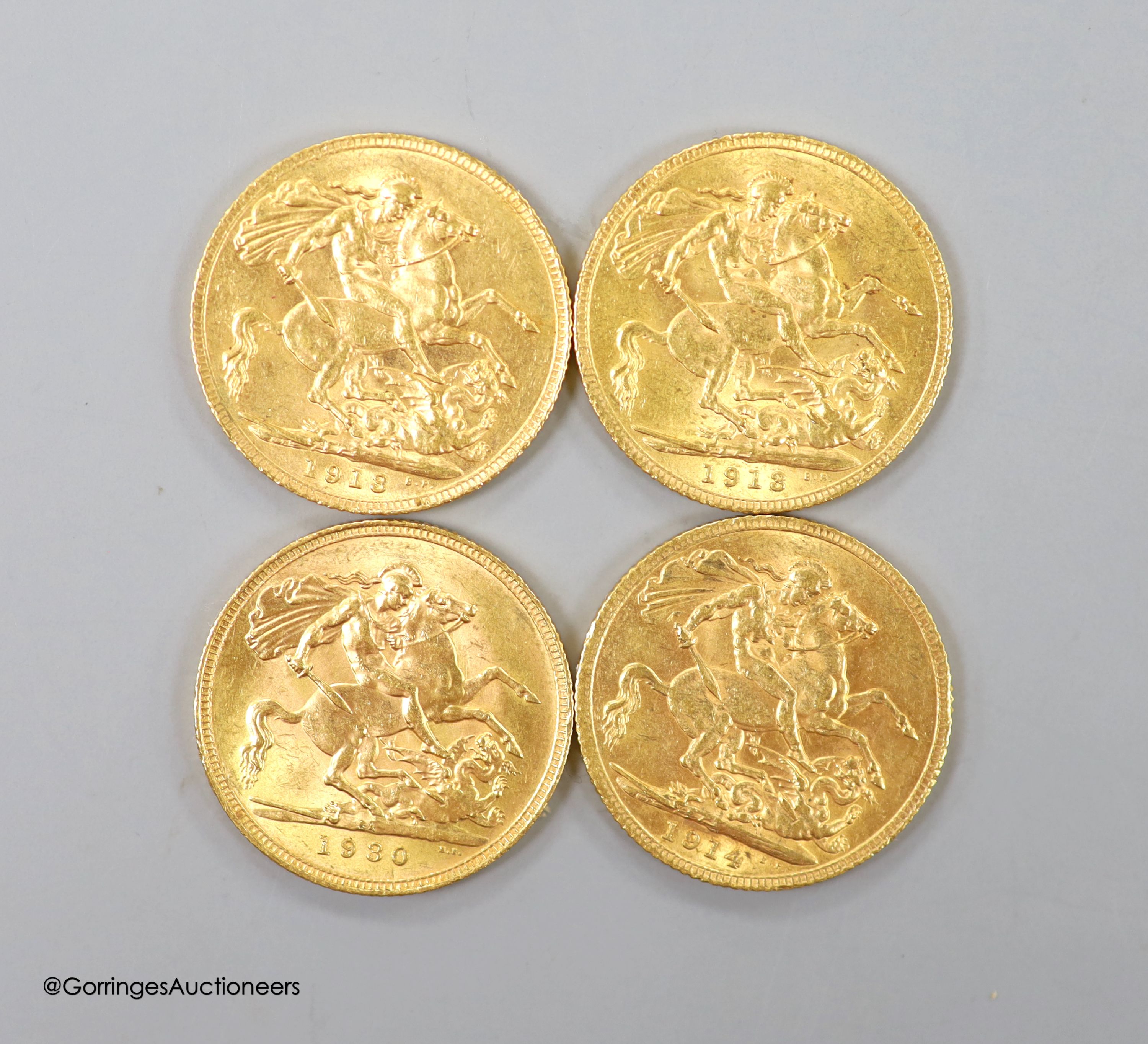 Four George V gold sovereigns, 1913 (2), 1914, and 1930SA